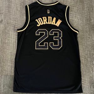 Jordan Bulls Jersey Tank